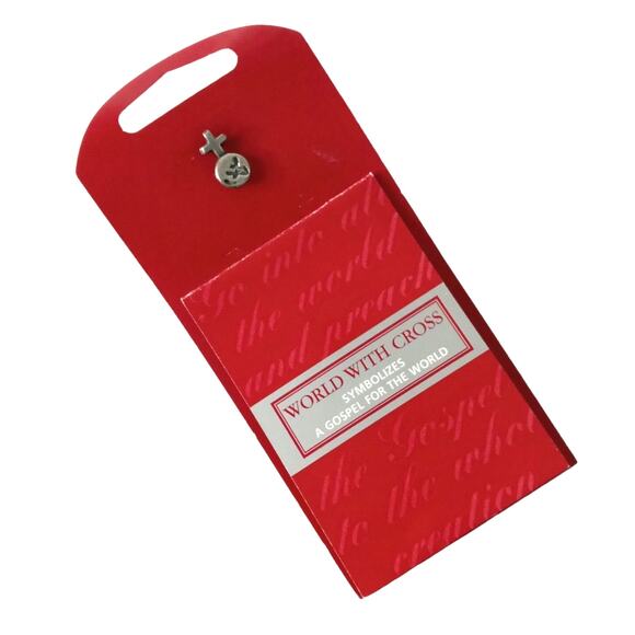 Christian World Cross Lapel Pin Silver Pewter Tone VTG Go into all the 🌎🗺️ - Picture 2 of 11